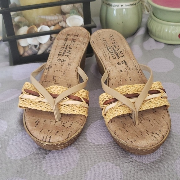 Easy Street Tuscany Sandals - Picture 1 of 6